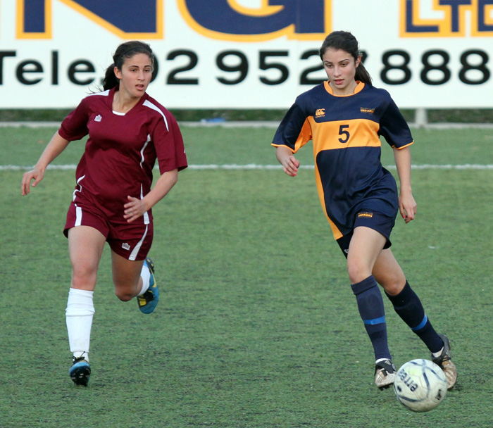 THSHS Girls Errea Trophy 2010_0253