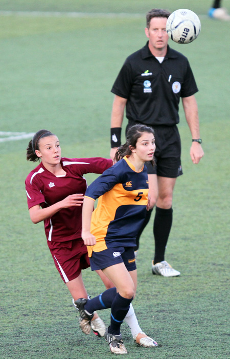 THSHS Girls Errea Trophy 2010_0269