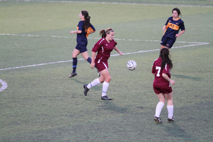 THSHS Girls Errea Trophy 2010_0414